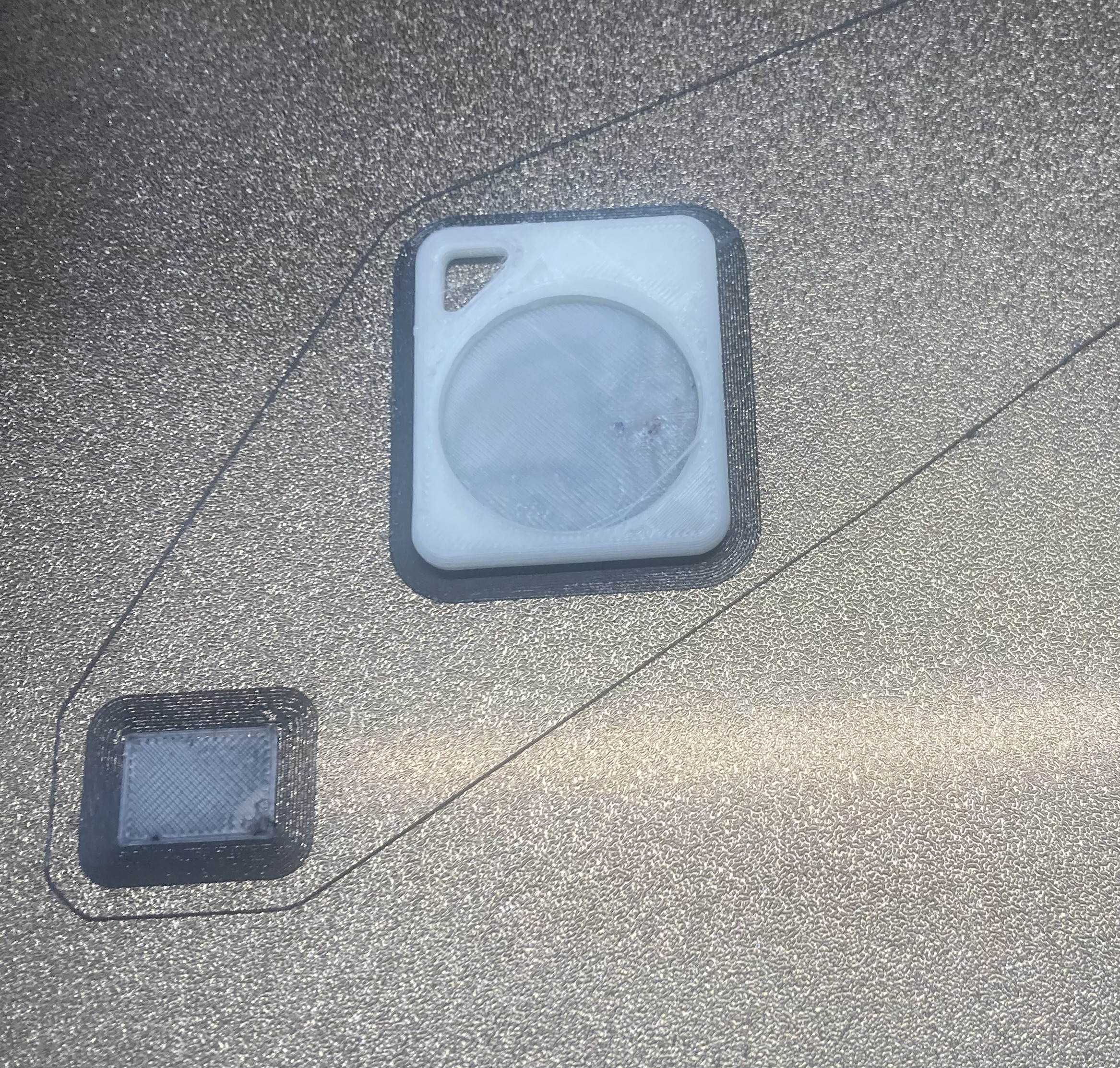 Printing separate squares to change over filament without causing issues to the model.